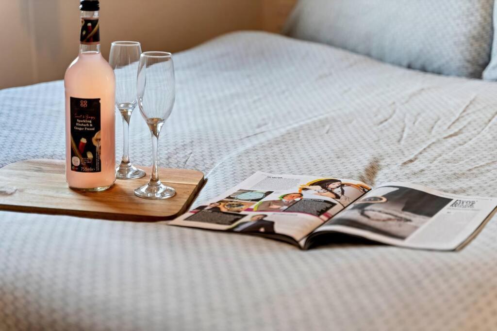 Tattershall Lakes: Sally'S Superior Stay Exterior foto