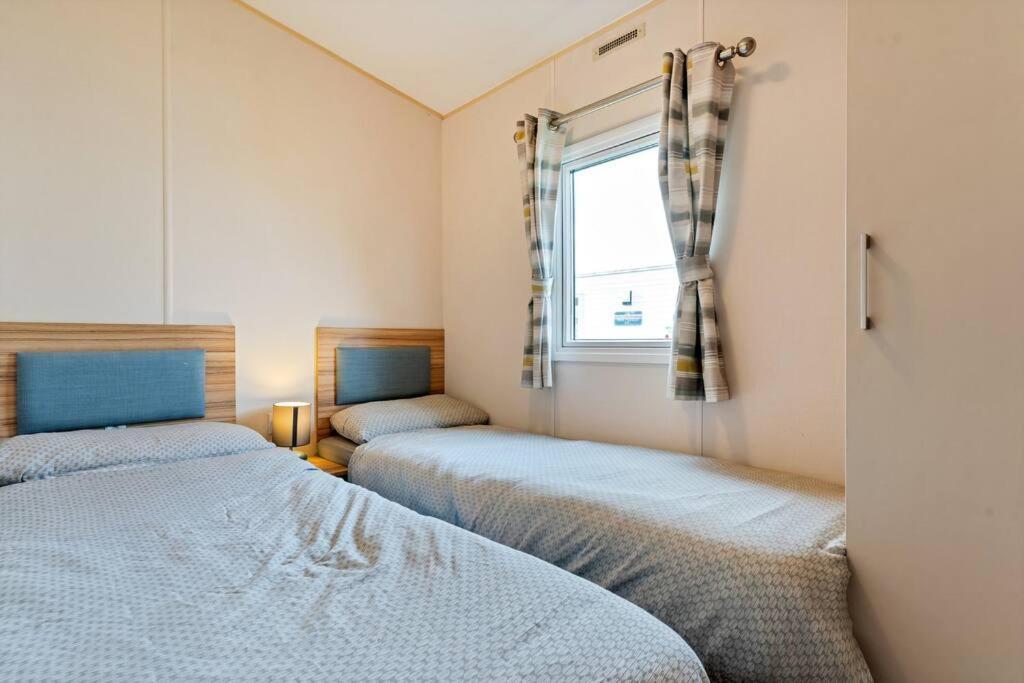 Tattershall Lakes: Sally'S Superior Stay Exterior foto