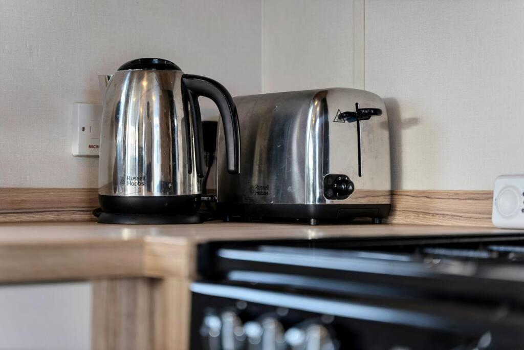 Tattershall Lakes: Sally'S Superior Stay Exterior foto